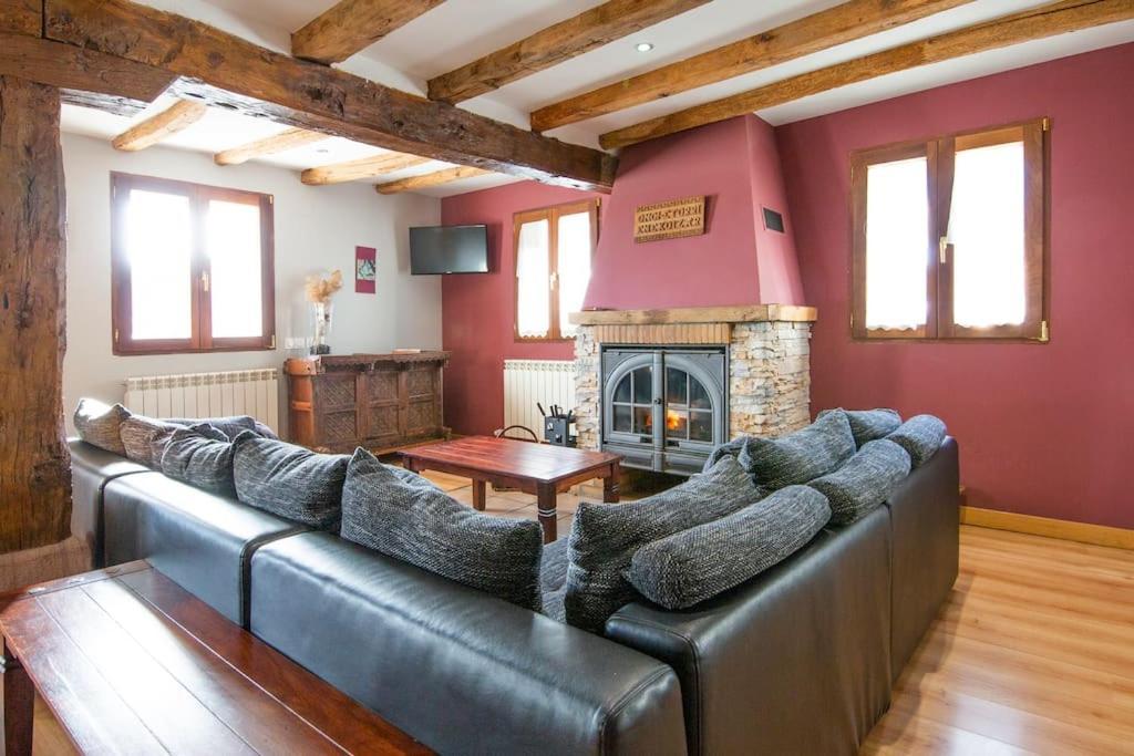 Casa Rural Enekoizar Abaurrea Alta ภายนอก รูปภาพ